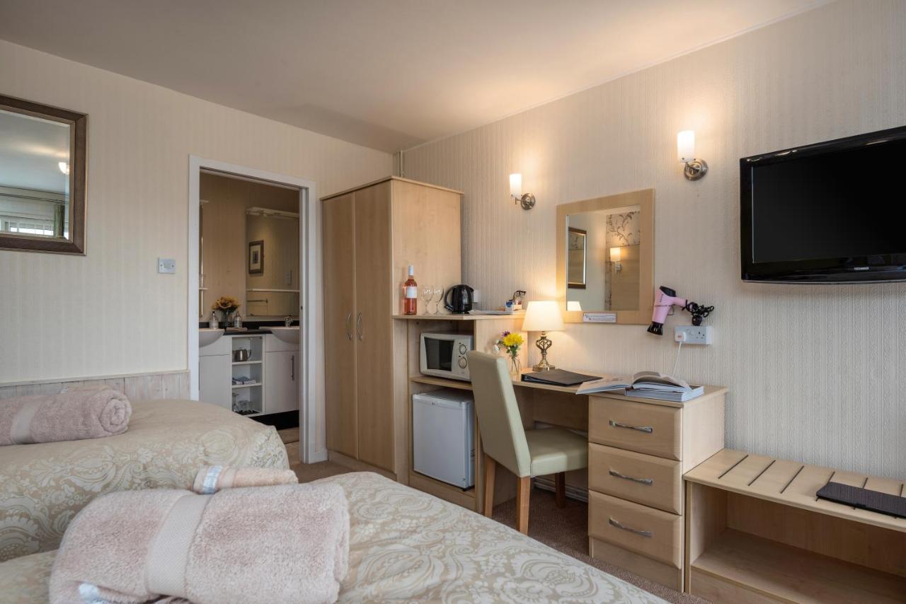 Estuary Lodge Motel B&B Talsarnau Bagian luar foto
