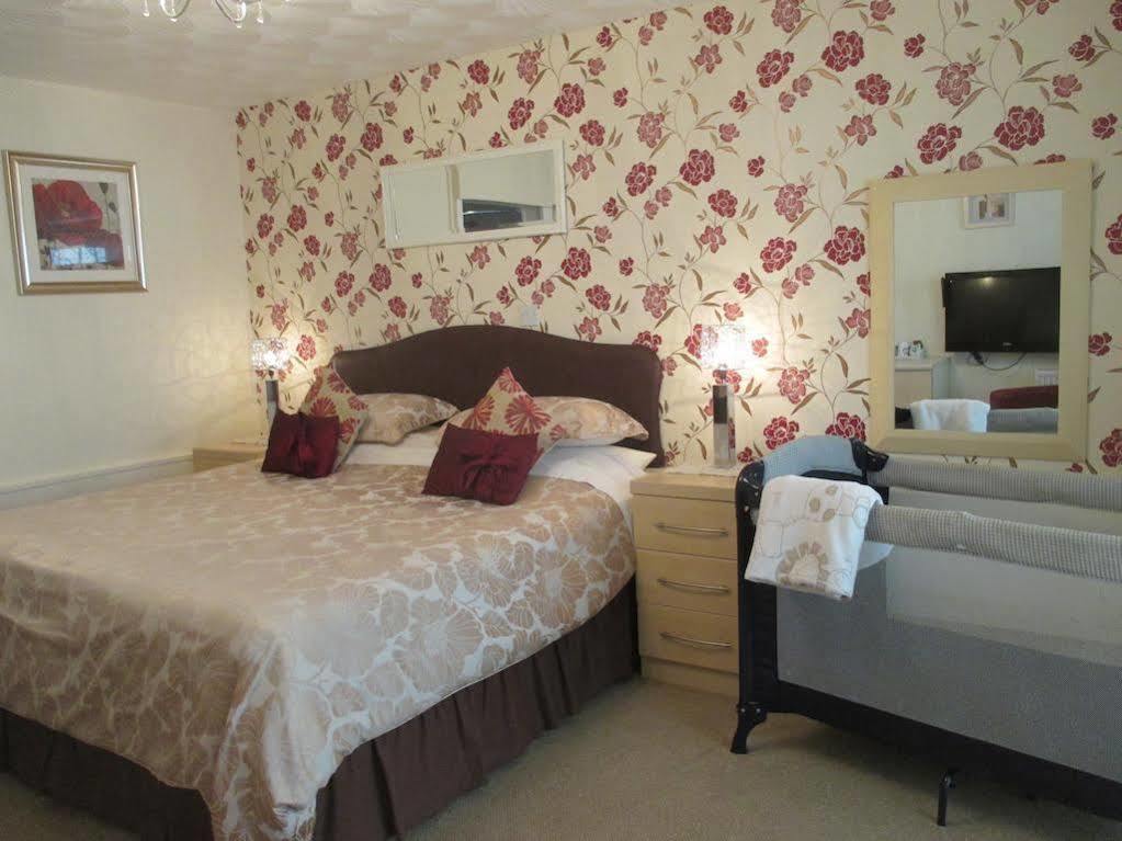 Estuary Lodge Motel B&B Talsarnau Bagian luar foto