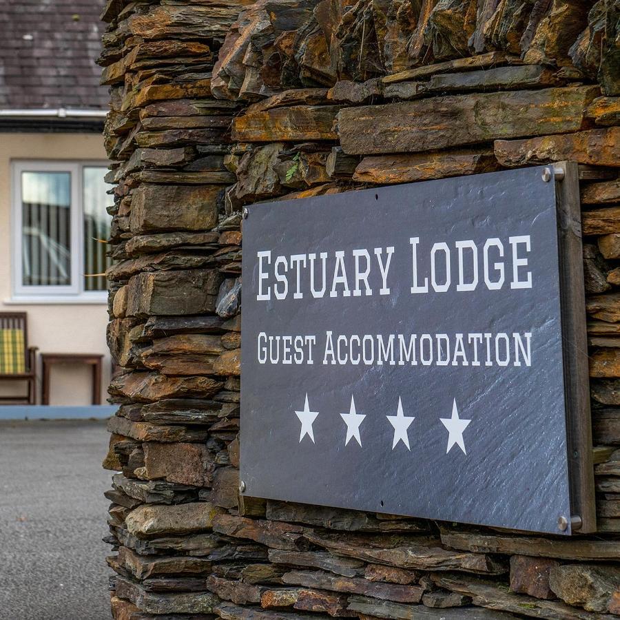 Estuary Lodge Motel B&B Talsarnau Bagian luar foto